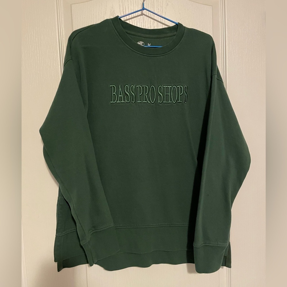 Bass Pro Shops - Green Sweater